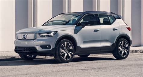 XC40 .